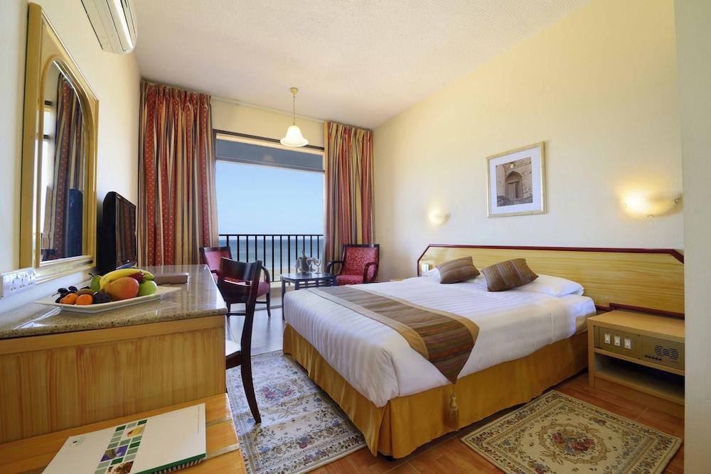 Resort Sur Beach Holiday מראה חיצוני תמונה