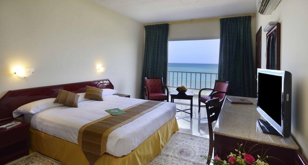 Resort Sur Beach Holiday מראה חיצוני תמונה