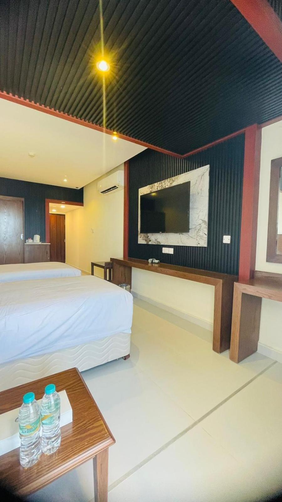 Resort Sur Beach Holiday מראה חיצוני תמונה