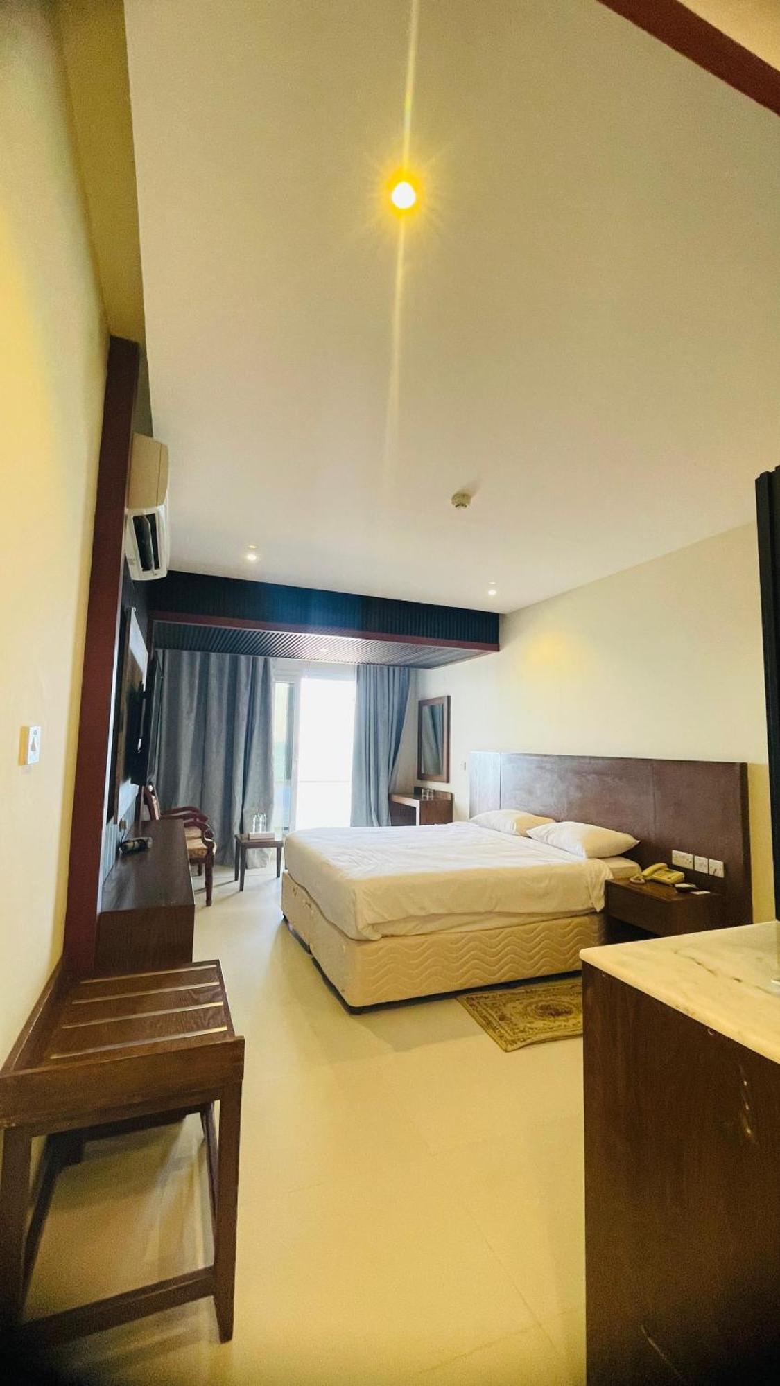 Resort Sur Beach Holiday מראה חיצוני תמונה